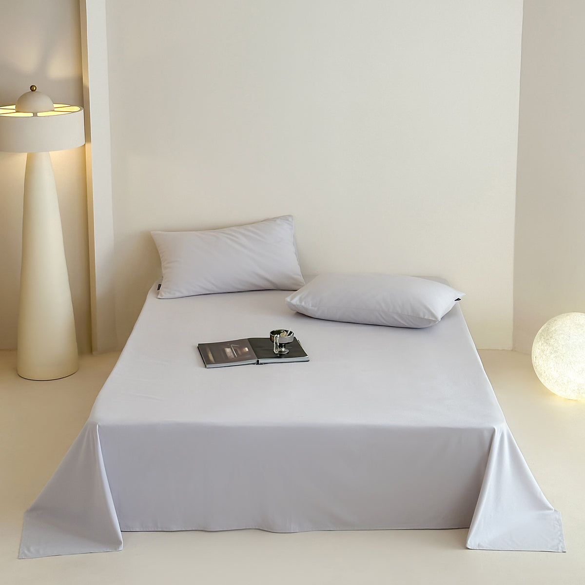 Feines Baumwollsatin-Bettlaken- und Kissenbezugs-Set mit glattem Fall und hochwertiger Webung