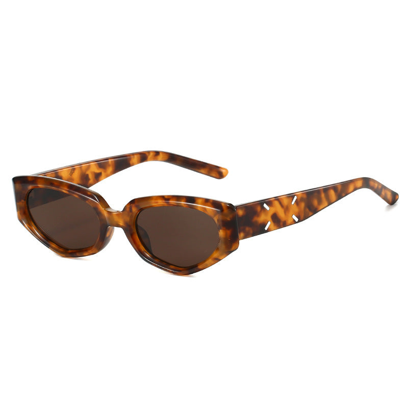 Zeitgenössische Schmetterlingsförmige Sonnenbrille Brehn