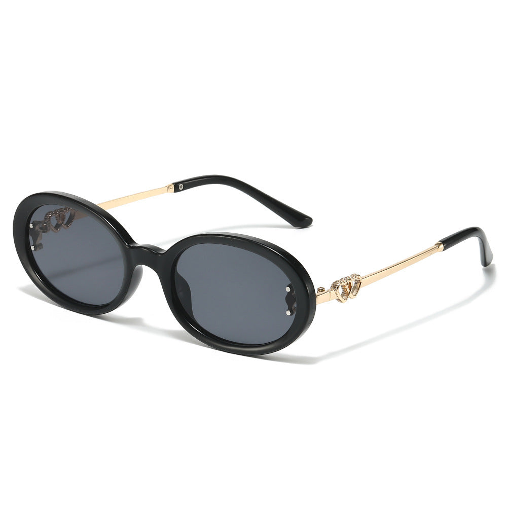Elegante Shield Sonnenbrille mit dekorativen Metalldetails Brehn