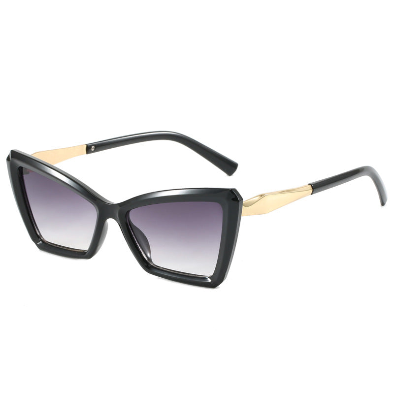 Damen Cat-Eye Sonnenbrille mit luxuriösem transparentem Rahmen Brehn