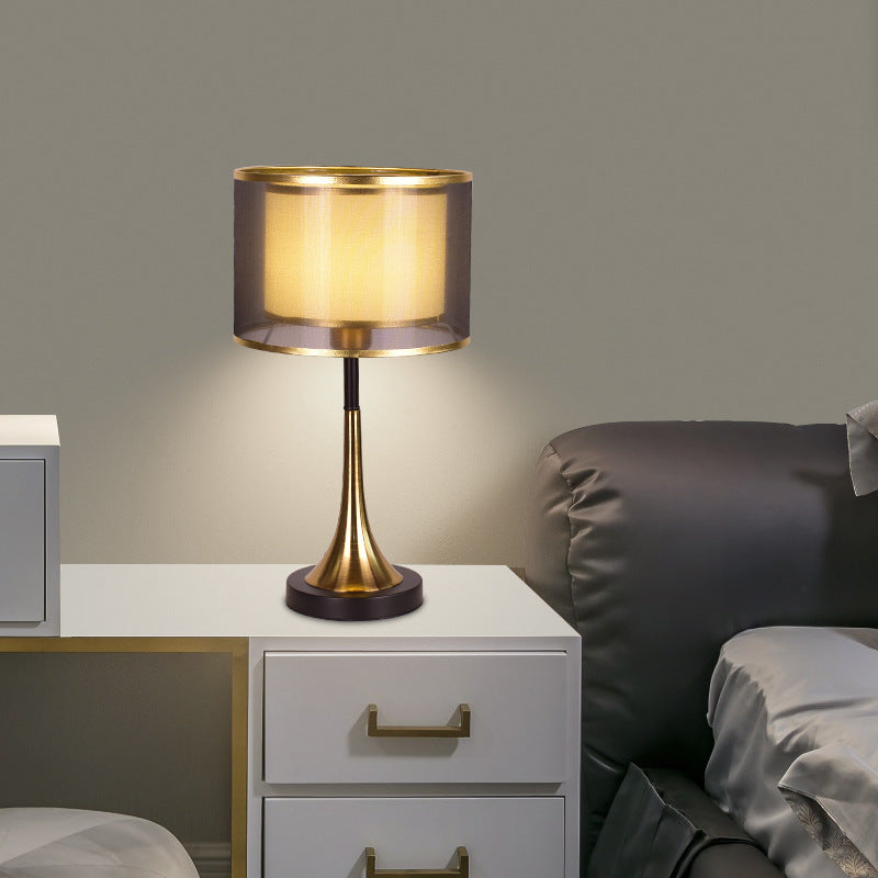 Moderne Tischlampe
