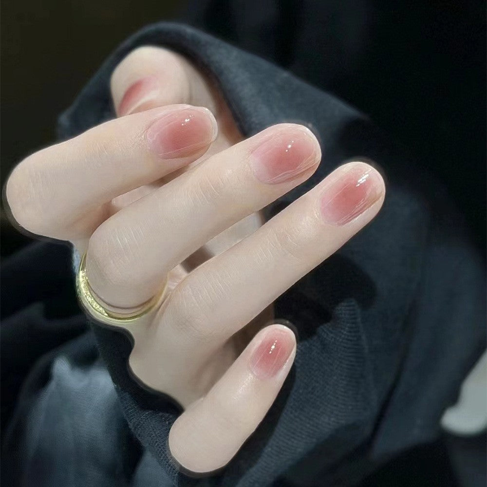 Elegante Nagelpflege Brehn