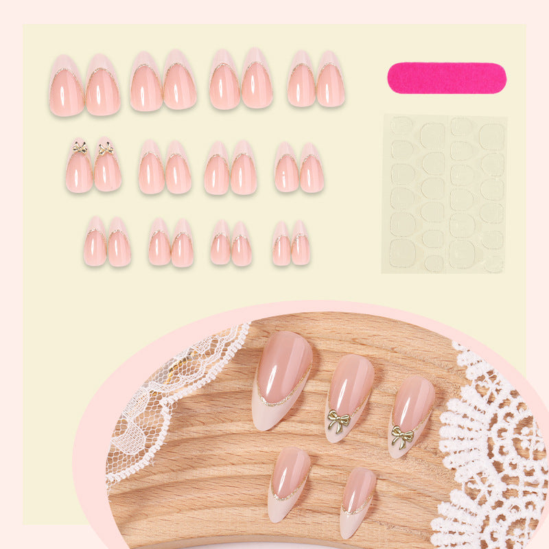 Premium Elegante Aufklebenägel Set mit Dekorativen Akzenten Brehn
