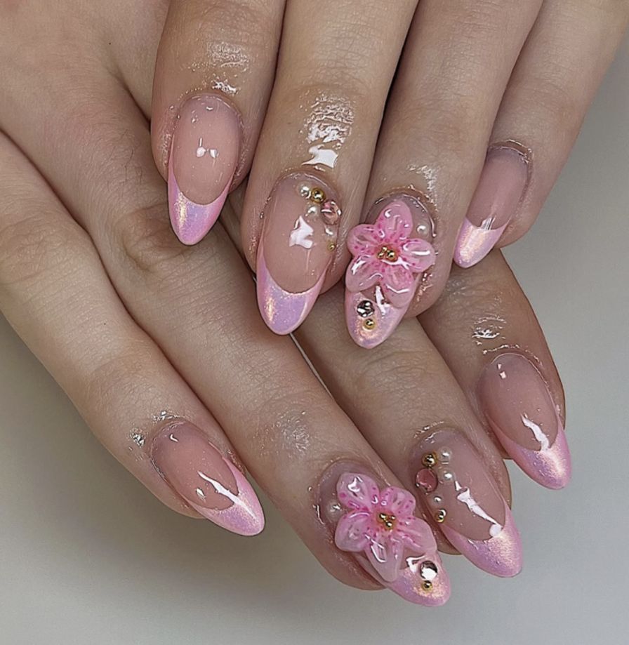 Press-On Nail Art Set mit floralen Verzierungen Brehn