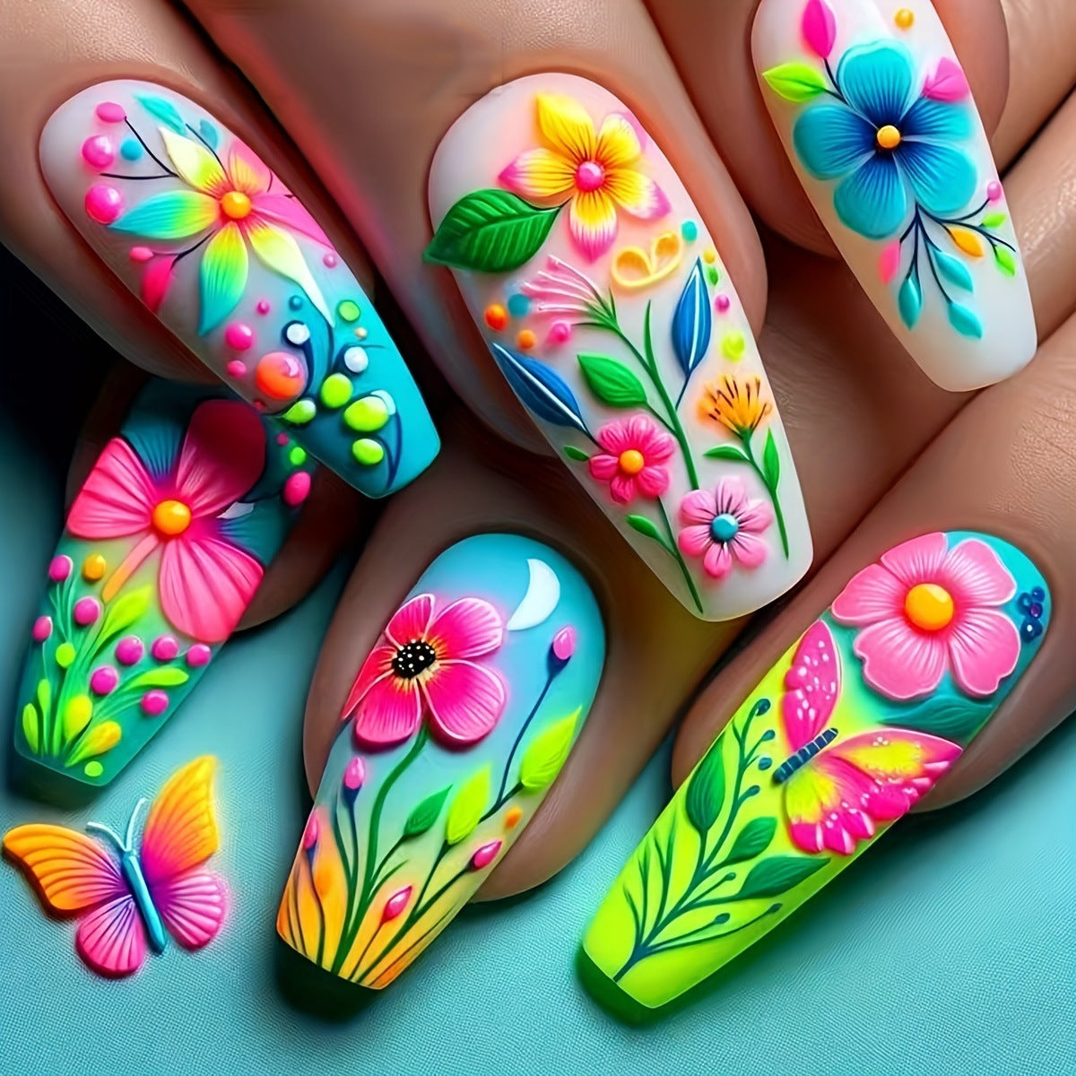 Kreatives Blüten-Nageldesign Brehn