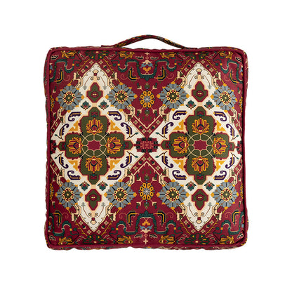 Quadratischer Zierkissenbezug mit orientalischem Medaillonmuster und kontrastierter Paspel Brehn