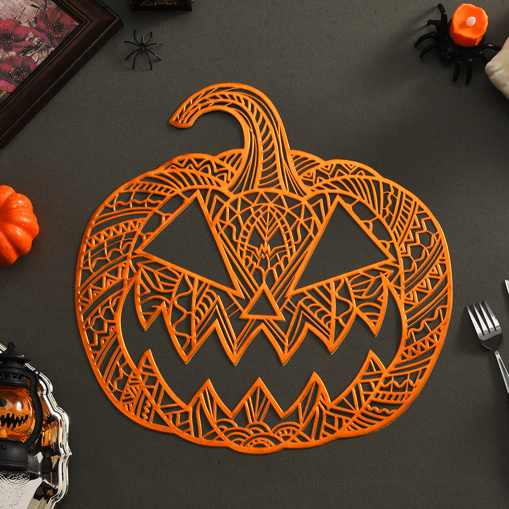 Filigranes Kürbis-Tischplätzchen aus hitzebeständigem Kunststoff für Halloween-Tischdeko