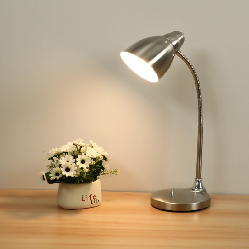 Verstellbare Tischlampe