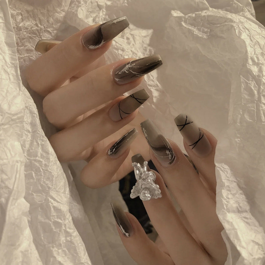 Dekoratives florales Press-On-Nagelkunst-Set Brehn