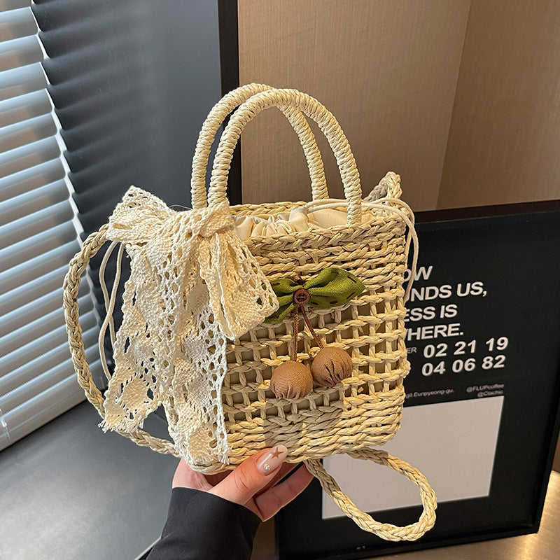 Handgefertigte Strohtasche