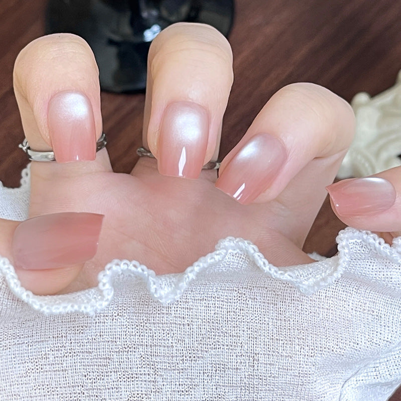 Premium Glänzende Nagelerweiterungen Brehn