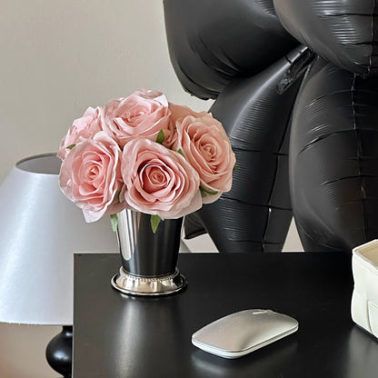 Elegante Kunst-Rosenblumen Arrangement