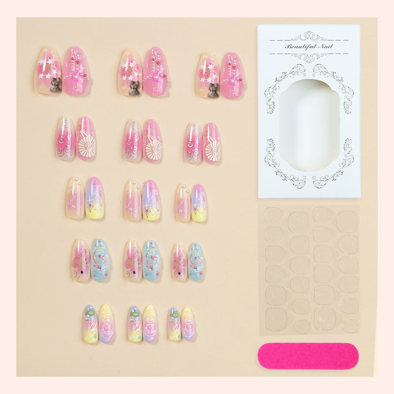 Künstlerisches Press-On-Nagelset mit floralen und grafischen Designs Brehn