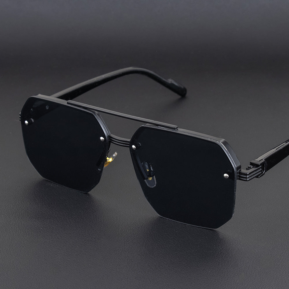 Geometrische Metallrahmen-Sonnenbrille Brehn