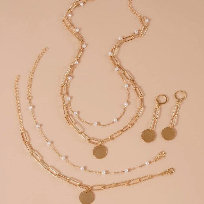 Elegantes Perlen- und Goldketten-Schmuckset Brehn