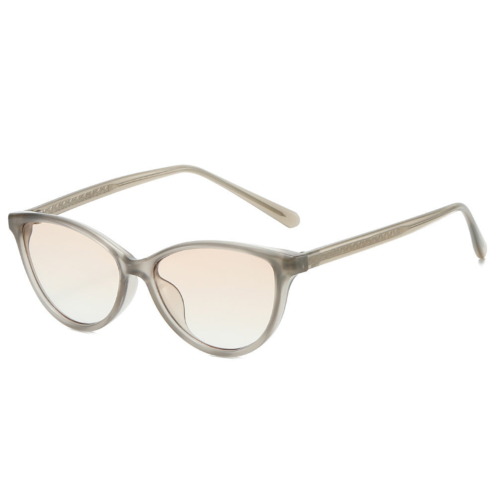 Damen Cat-Eye Sonnenbrille mit stilvollen Akzenten Brehn