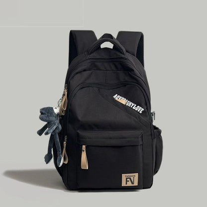 Vielseitiger urbaner Rucksack mit süßem Schlüsselanhänger Brehn