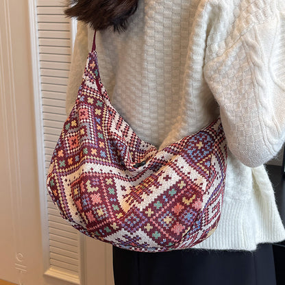 Ethnisch gemustertes Sling Bag
