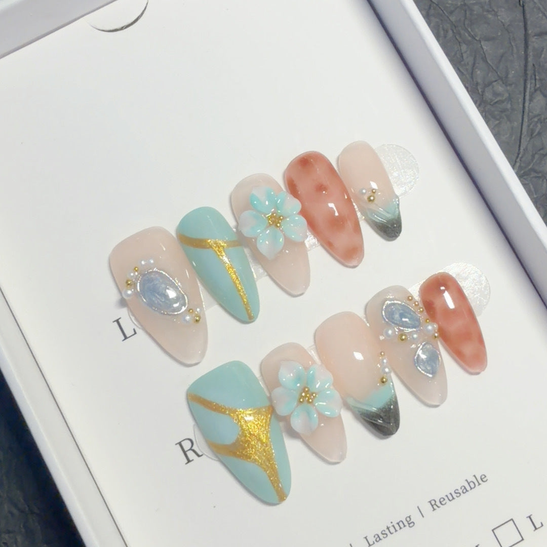 Dekoratives Floral 3D Press-On Nagelkunst Set
