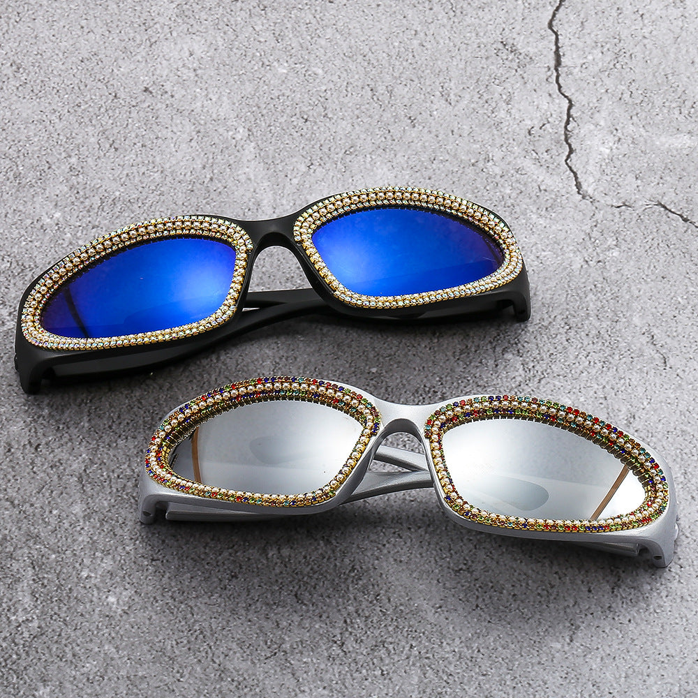Damen stilvolle Sonnenbrille mit funkelndem Kristallrahmen Brehn