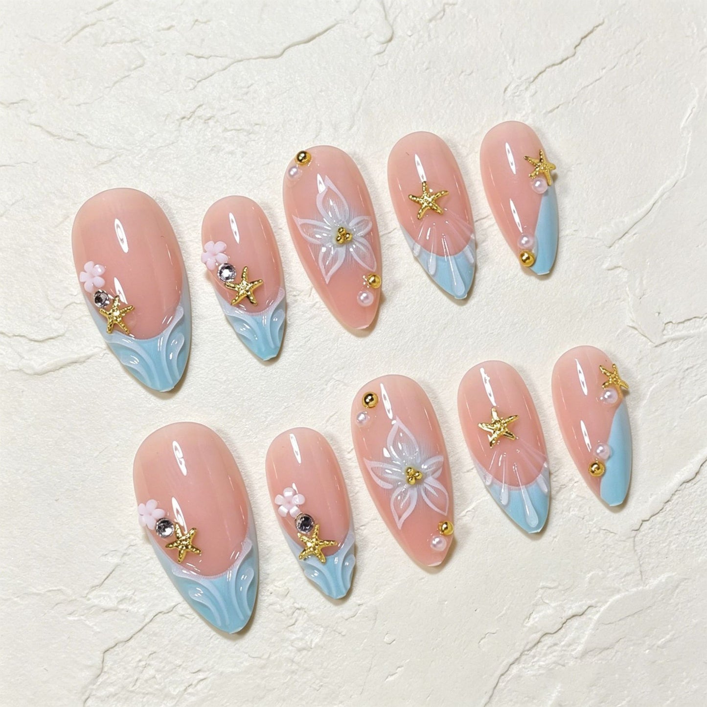 Künstlerische Schmetterling-Themen Press-On Nagelkunst Brehn