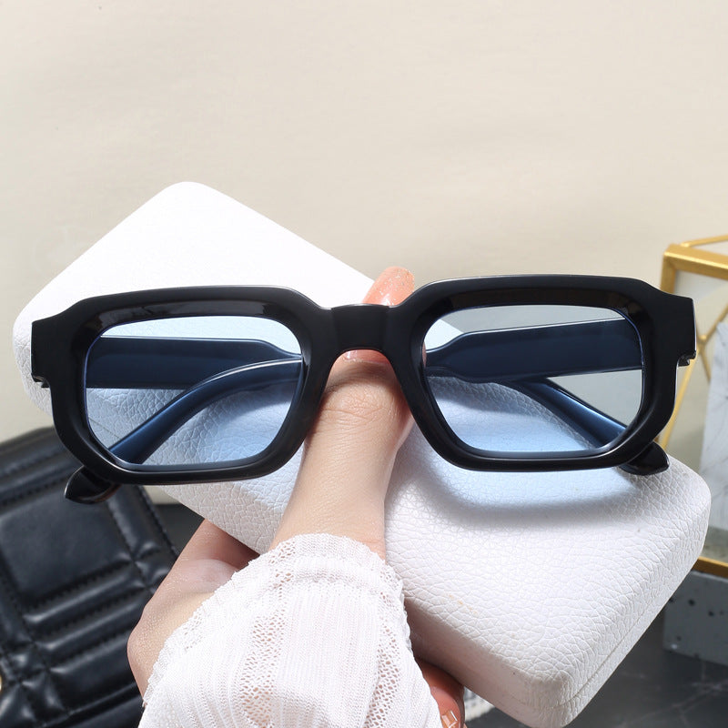 Damen Modische quadratische Sonnenbrille mit klarem Rahmen Brehn