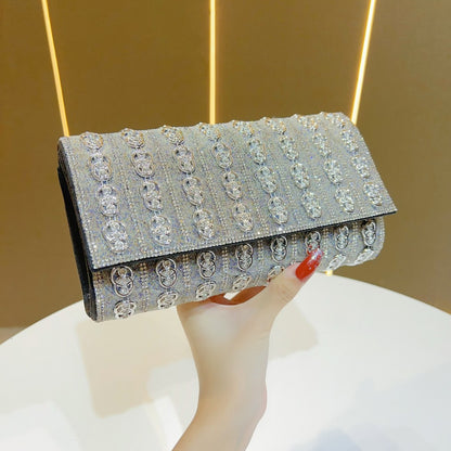 Dekorativer Strass-Clutch