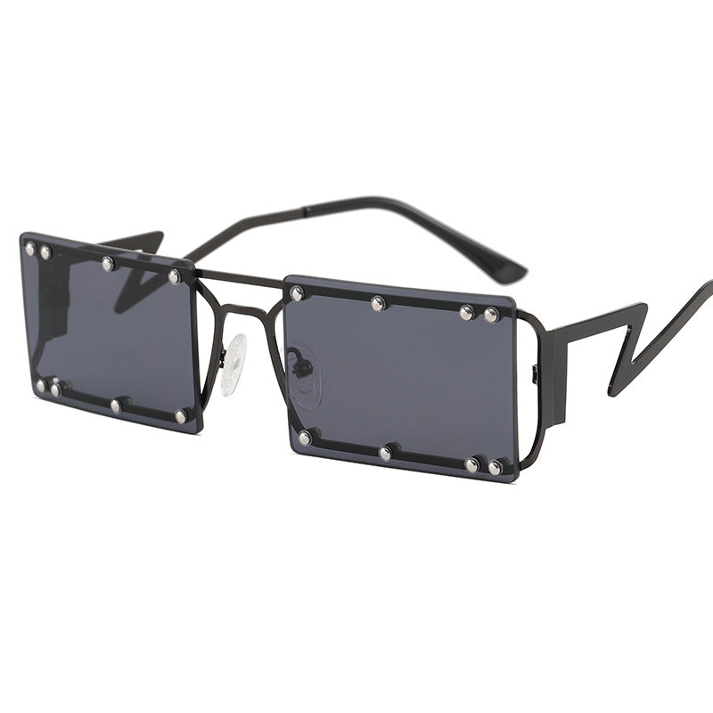 Damen Modische Sonnenbrille mit auffälligem geometrischem Design Brehn