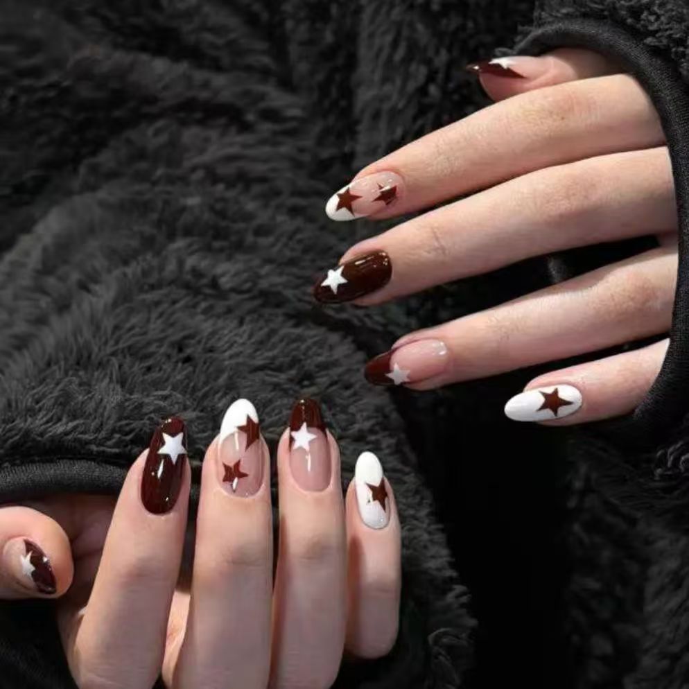 Künstlerisches Sternen Design Press-On Nagel Set