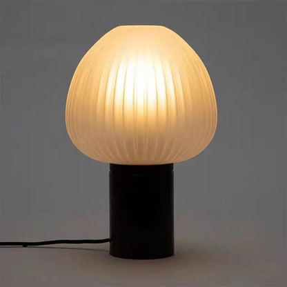Moderne Skulpturierte Tischlampe