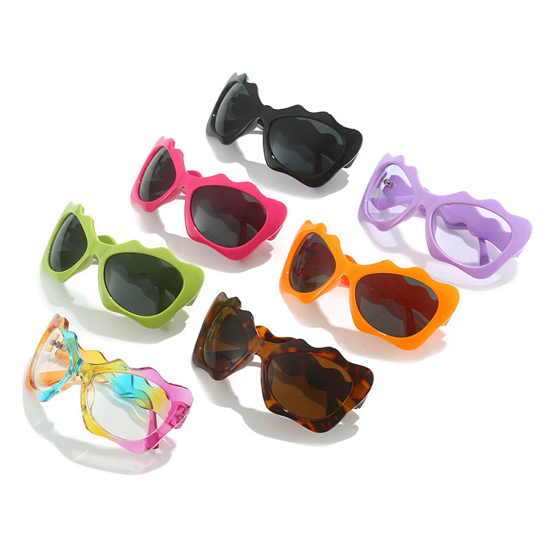 Damen extravagante Sonnenbrille mit wellenförmigem Rahmendesign Brehn