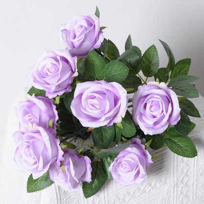 Künstlicher Rosenstrauß