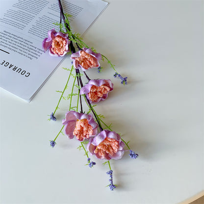 Dekorative Blumenstrauß für die Innenraumdekoration