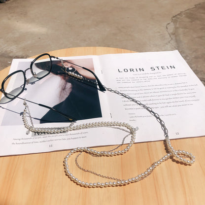 Elegante mit Perlen akzentuierte Brillen-Kette Brehn