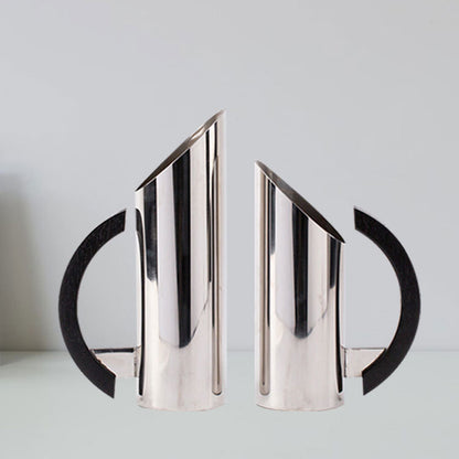 Stylischer geometrisch geformter Krug