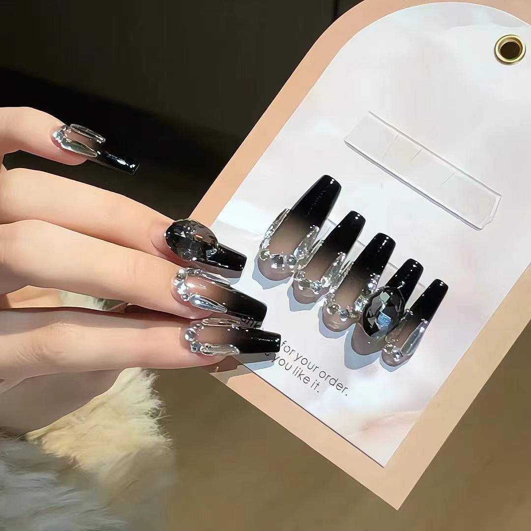Luxus mit Kristallen verzierte Press-On Nagelverlängerungen Brehn