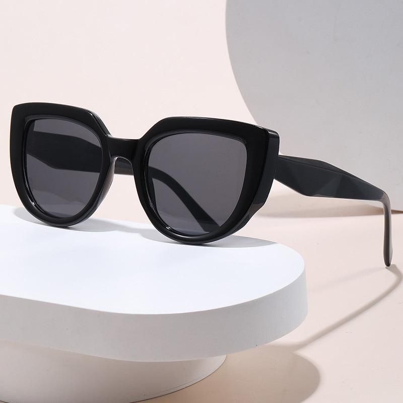 Damen modische Oversized-Sonnenbrille mit einzigartigem Design Brehn