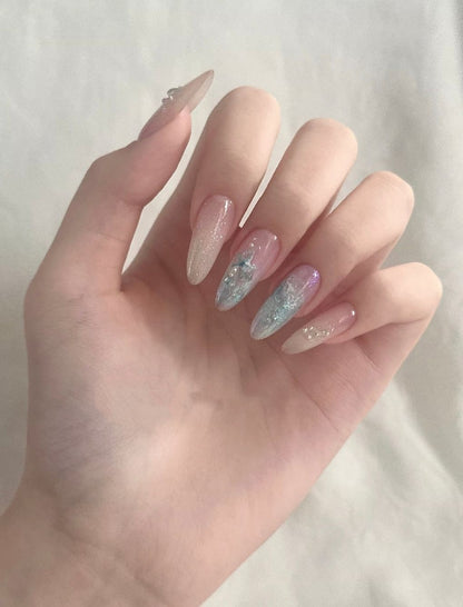 Künstlerische Glitter Stiletto Nagelverzierung