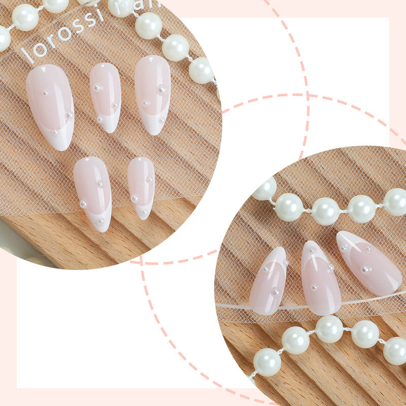 Elegante Stiletto Drucknägel mit Perlenakzenten Brehn