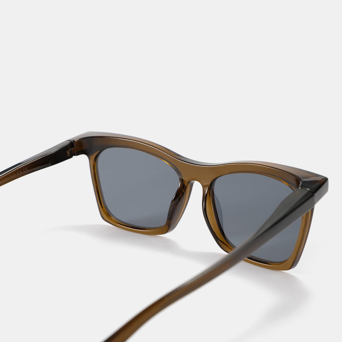 Damen modische Sonnenbrille im trendigen Rahmen Brehn