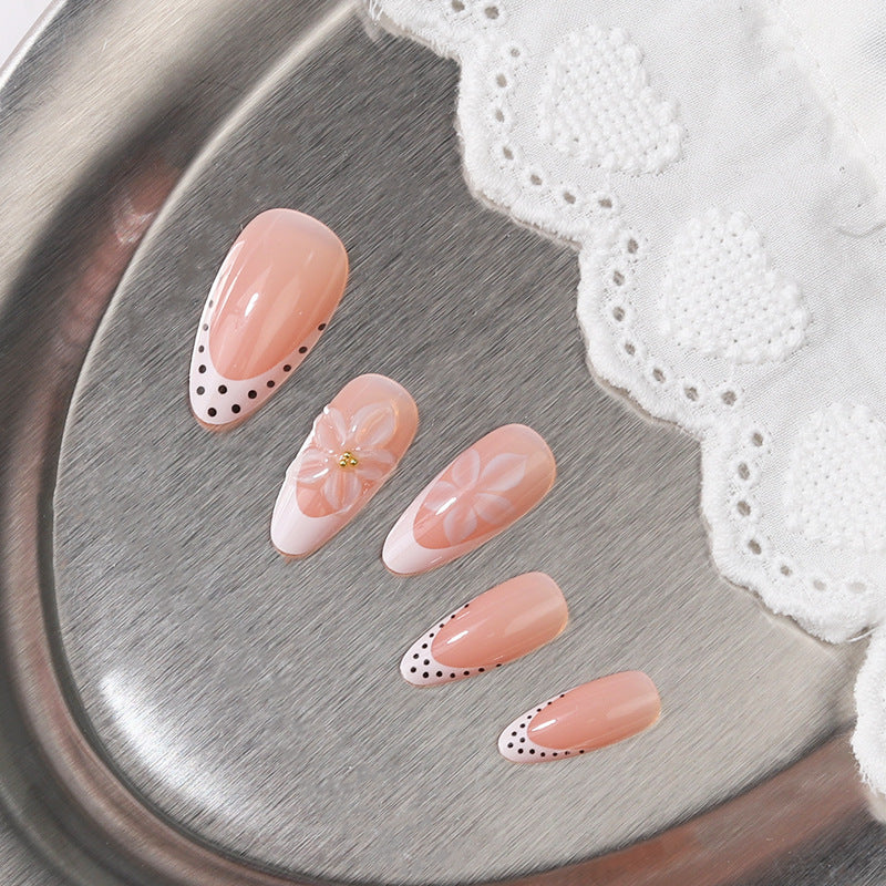 Elegantes florales Kunst-Press-On-Nagelset Brehn