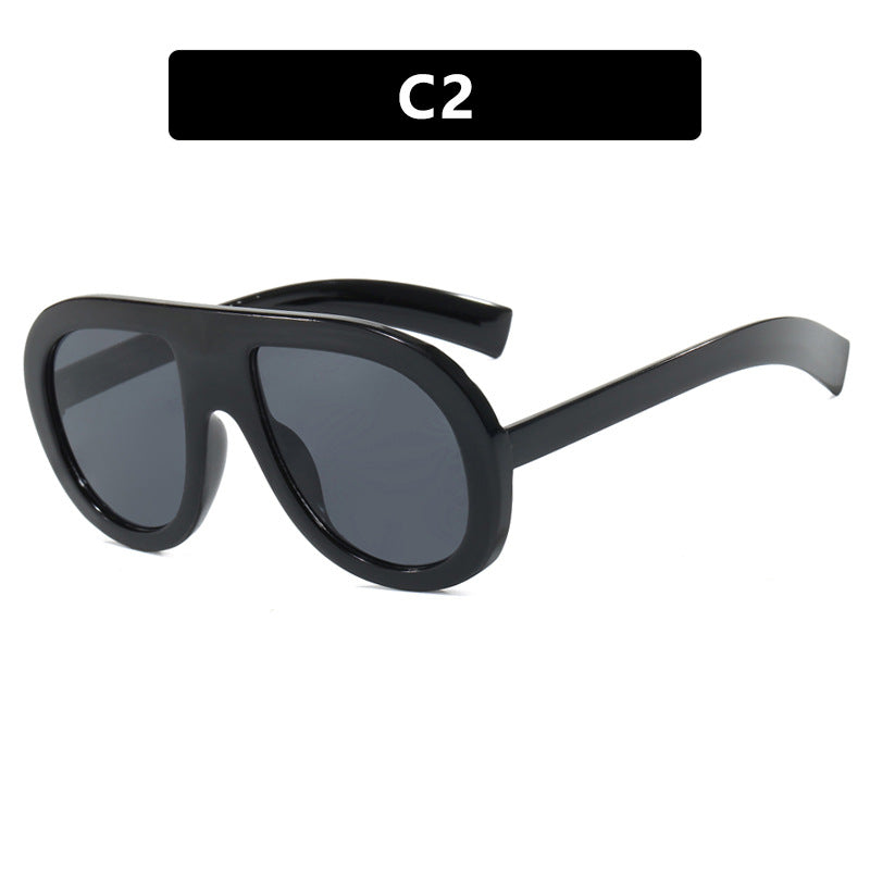 Damen oversized Sonnenbrille im futuristischen Design Brehn