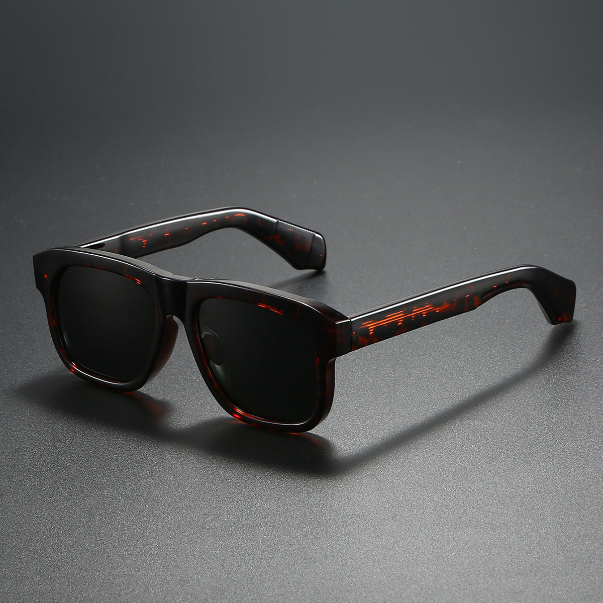 Damen moderne Sonnenbrille mit ergonomischem Design und hochwertigem UV-Schutz Brehn