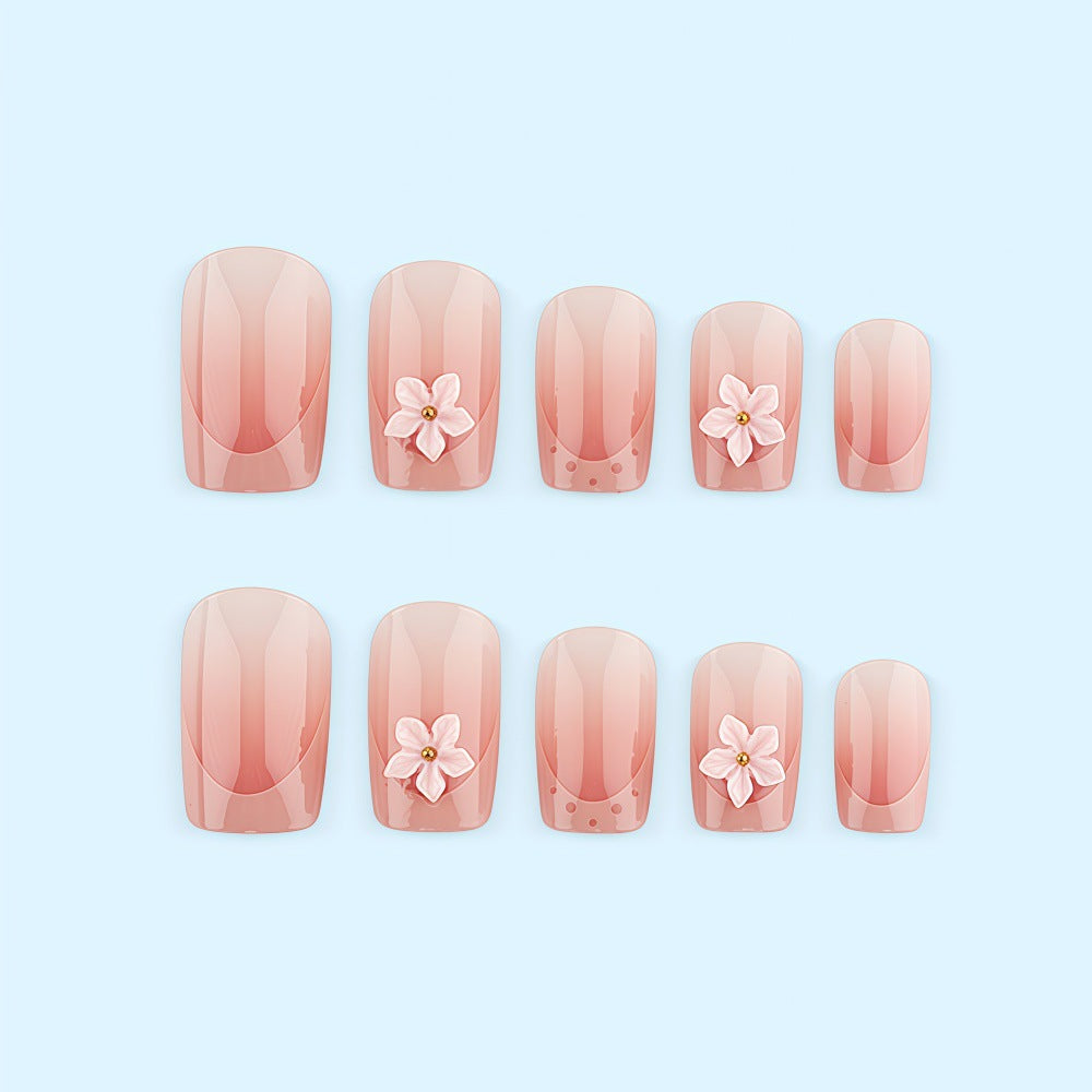 Kunstnägel mit 3D-Blumendesign Brehn