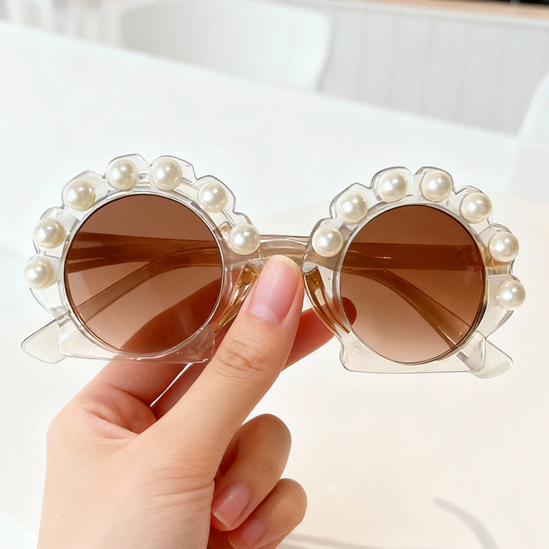 Perlenakzentuierte, von Vintage inspirierte Sonnenbrille Brehn