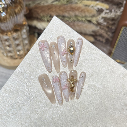 Dekorative Press-On Nagelspitzen Brehn
