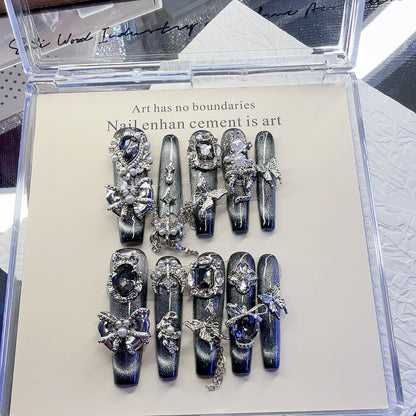 Glamourös mit Strass verzierte Nagelkunst-Set