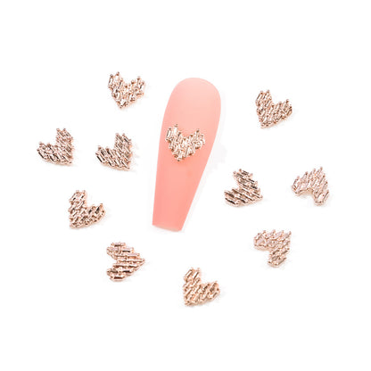 Herzförmige Nagelkunst Charms