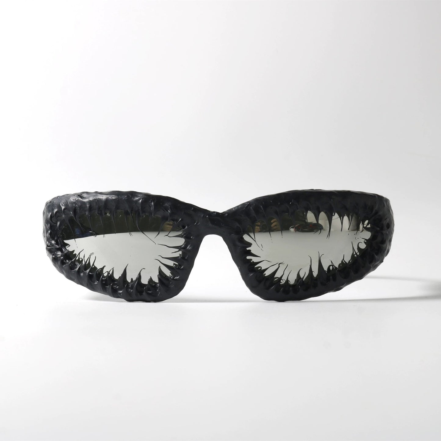 Damen kreative Design-Sonnenbrille mit einzigartigem strukturierter Rahmen Brehn