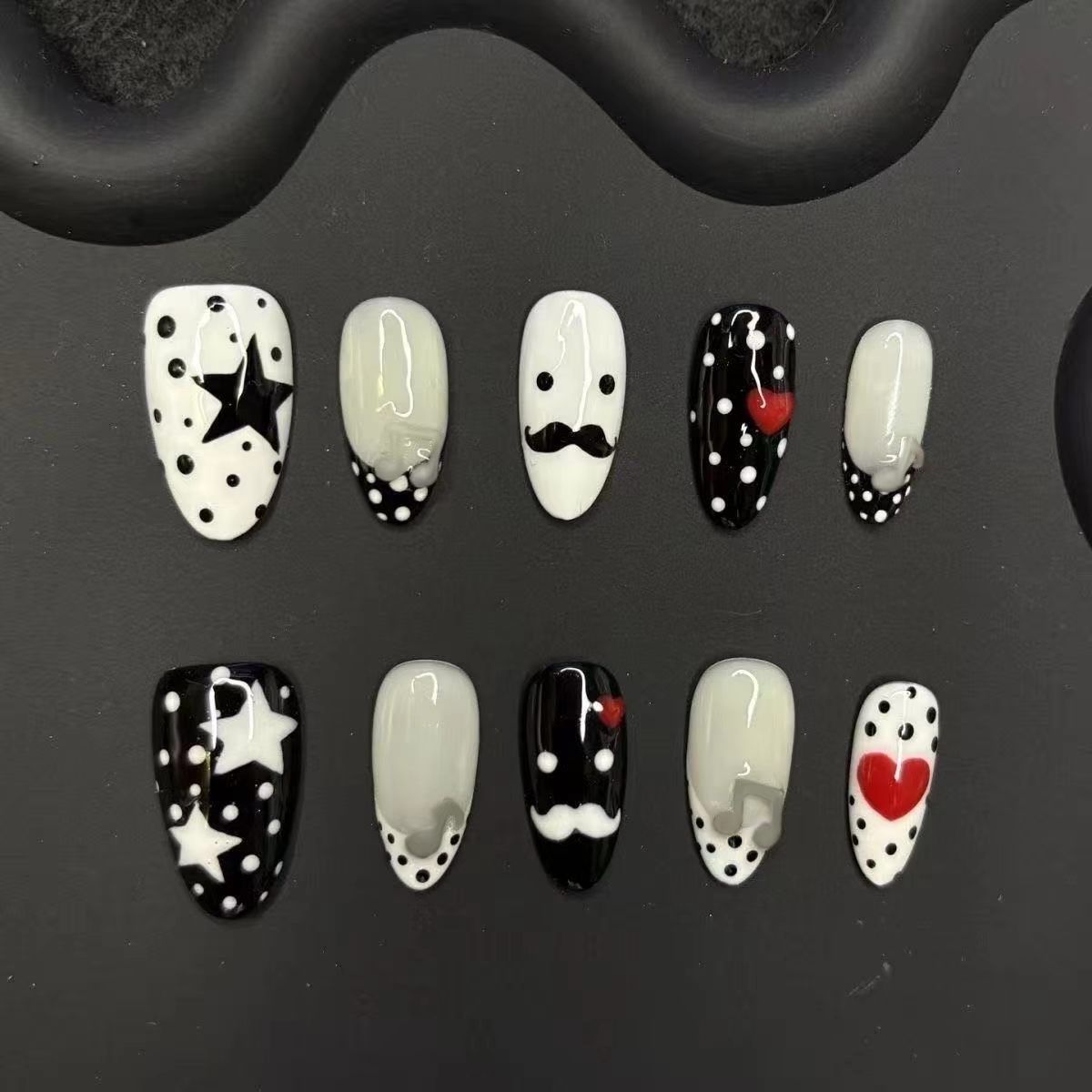 Dekorative Nagelkunst Brehn